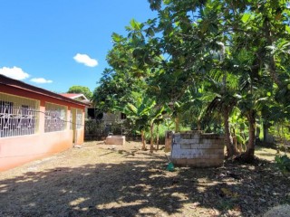 3 bed House For Sale in 8 Atkinson Drive May Pen, Clarendon, Jamaica