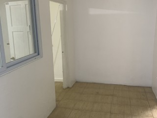 Apartment For Rent in Bridgemount off Long Lane, Kingston / St. Andrew Jamaica | [3]
