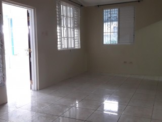 House For Rent in Meadowbrook, Kingston / St. Andrew Jamaica | [4]