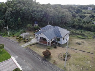 House For Sale in Mandeville, Manchester Jamaica | [7]