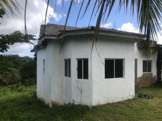 House For Sale in Upton, St. Ann Jamaica | [3]