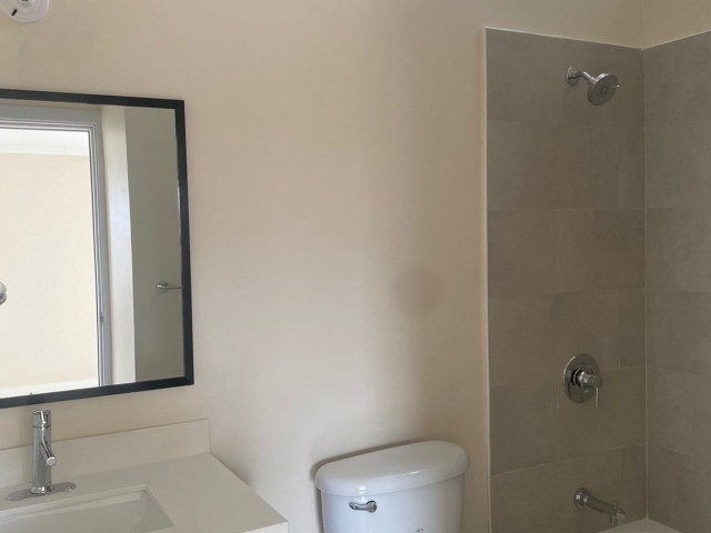 Townhouse For Rent in Portmore, St. Catherine Jamaica | [14]