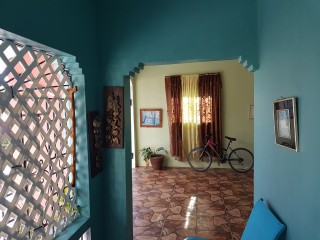 House For Sale in Glenmuir Heights, Clarendon Jamaica | [12]
