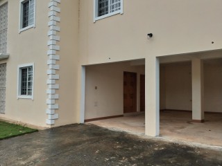 5 bed House For Sale in Mandeville, Manchester, Jamaica