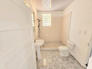House For Sale in Molynes, Kingston / St. Andrew Jamaica | [8]