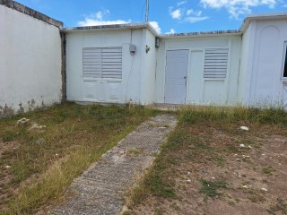 2 bed House For Sale in West Ascott, St. Catherine, Jamaica