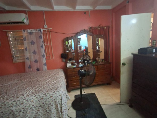 House For Sale in 4 West Greater Portmore, St. Catherine Jamaica | [1]