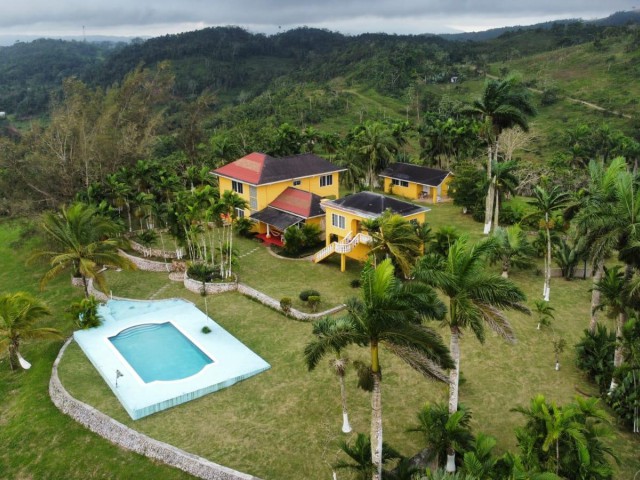 House For Sale in Ocho Rios, St. Ann Jamaica | [10]