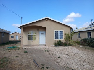 2 bed House For Rent - Phoenix Village 1, St. Catherine, Jamaica