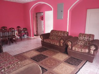 House For Sale in Manchester, Kingston / St. Andrew Jamaica | [7]