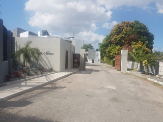 Townhouse For Rent in Kings Mews, Kingston / St. Andrew Jamaica | [14]