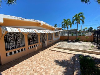 House For Sale in Mineral Heights, Clarendon Jamaica | [1]