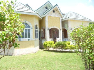 House For Sale in Georges Pen Clarendon, Clarendon Jamaica | [7]
