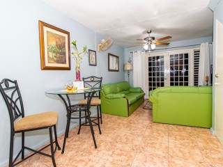 Apartment For Rent in OFF HOPE ROAD, Kingston / St. Andrew Jamaica | [12]