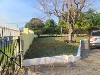 House For Rent in Allerdyce, Kingston / St. Andrew Jamaica | [1]