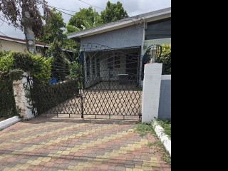3 bed House For Rent - Three Oaks Garden, Kingston / St. Andrew, Jamaica