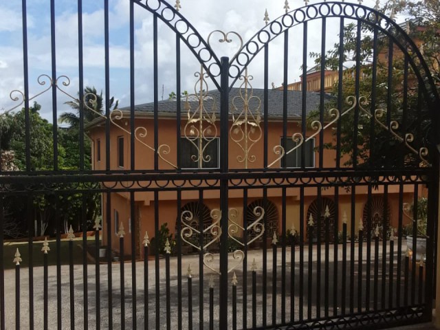 9 bed House For Rent - Manchester, Manchester, Jamaica