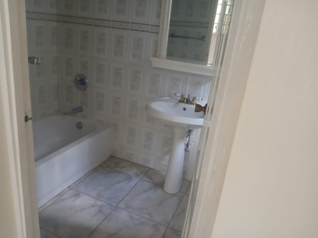 House For Rent in Manor Park Area, Kingston / St. Andrew Jamaica | [6]