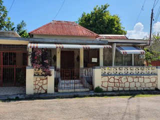 Commercial building For Sale in Falmouth, Trelawny, Jamaica