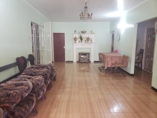 5 bed House For Sale - Mandeville, Manchester, Jamaica
