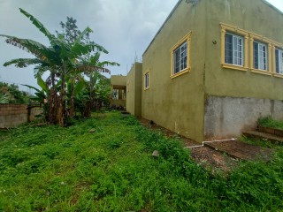 4 bed House For Sale in Mandeville, Manchester, Jamaica