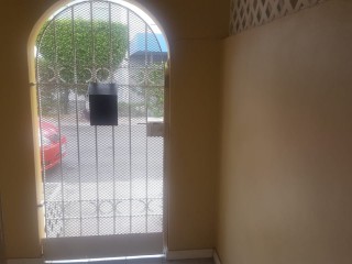 Townhouse For Rent in Kingston 6 PRICE REDUCED, Kingston / St. Andrew Jamaica | [3]