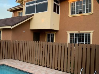 4 bed House For Sale in Kingston 6 townhouse, Kingston / St. Andrew, Jamaica