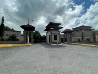 3 bed House For Sale in Green Pond Estate Ocho Rios, St. Ann, Jamaica