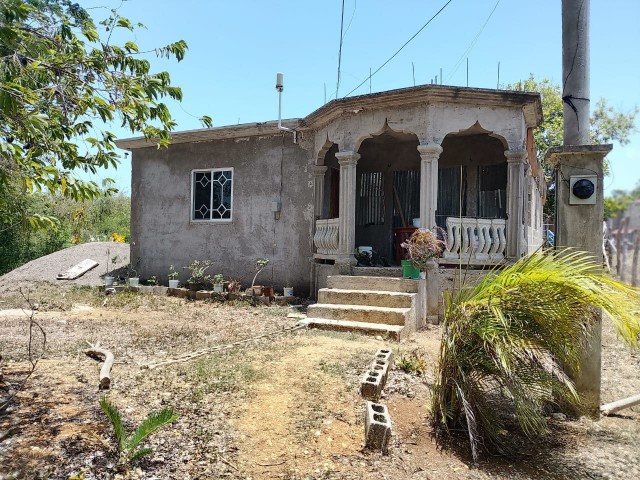 1 bed House For Sale - Oak Meadows Palmers Cross, Clarendon, Jamaica