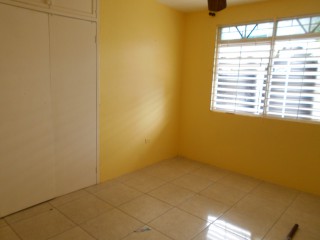 House For Rent in Roehampton Circle, Kingston / St. Andrew Jamaica | [6]