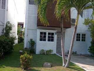 Townhouse For Rent in Devon Road, Kingston / St. Andrew Jamaica | [1]