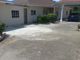7 bed House For Sale in Mango walk, St. James, Jamaica