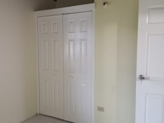 Townhouse For Rent in Queensbury, Kingston / St. Andrew Jamaica | [9]