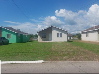 House For Sale in OLD HARBOUR, St. Catherine Jamaica | [3]