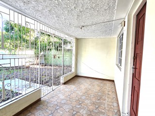 5 bed House For Sale in Constant Spring Gardens, Kingston / St. Andrew, Jamaica