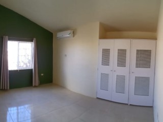 House For Rent in Phoenix Village 1, St. Catherine Jamaica | [5]
