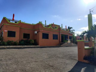 Commercial building For Sale in St Elizabeth, Manchester, Jamaica