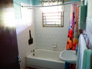 House For Sale in Santa Cruz, St. Elizabeth Jamaica | [7]