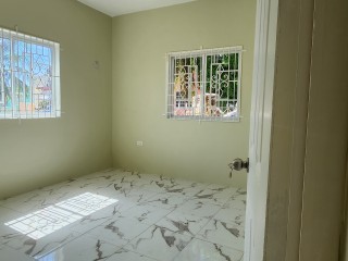 3 bed House For Sale in 4 WEST GREATER PORTMORE, St. Catherine, Jamaica