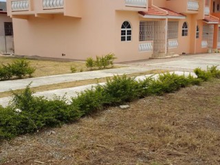 2 bed Townhouse For Sale in Albion estate, St. Thomas, Jamaica