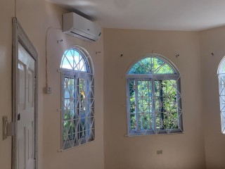 House For Rent in SHORTWOOD, Kingston / St. Andrew Jamaica | [2]