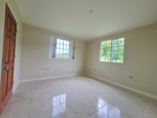 House For Rent in Ewarton, St. Catherine Jamaica | [7]