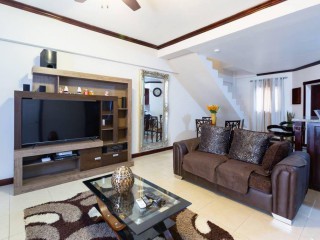 2 bed Apartment For Sale in Casa de Baron, Kingston / St. Andrew, Jamaica