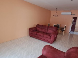 House For Rent in Molynes Road, Kingston / St. Andrew Jamaica | [11]