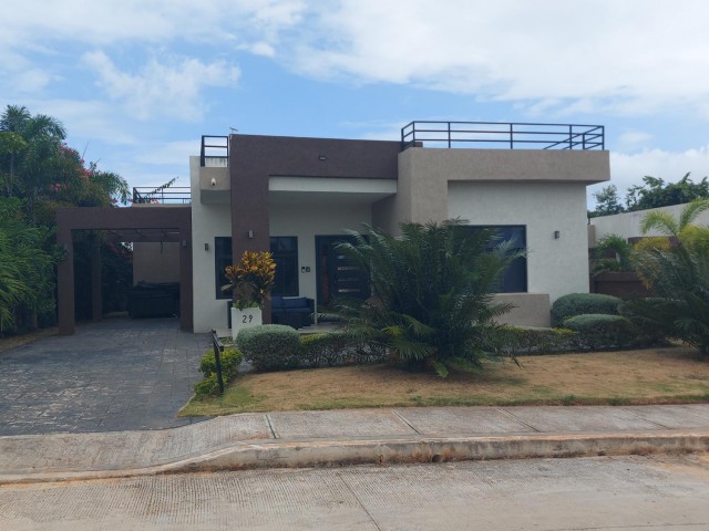 House For Sale in PYRAMID POINT, St. Ann Jamaica | [1]