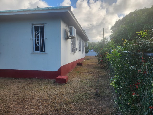 House For Sale in TOWER ISLE, St. Mary Jamaica | [3]