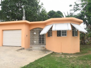 House For Sale in Santa Cruz, St. Elizabeth Jamaica | [7]