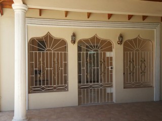 House For Rent in Molynes Road, Kingston / St. Andrew Jamaica | [2]
