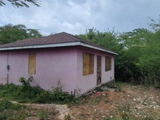 House For Sale in Chandlers Pen Birds Hill, Clarendon Jamaica | [4]