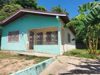 House For Sale in Red Church Street Spanish Town, St. Catherine Jamaica | [2]